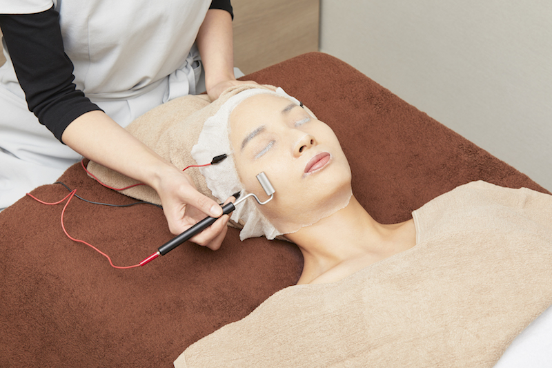 《乳酸ピーリング導入》